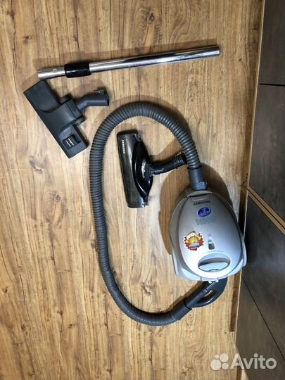 Пылесос samsung VC-7114HNS на запчасти