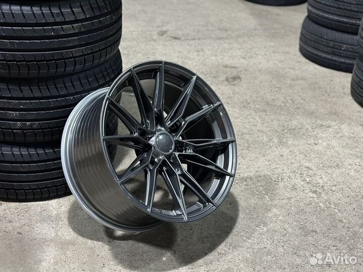 R18 6x139,7 Rohana RFX Gunmetal