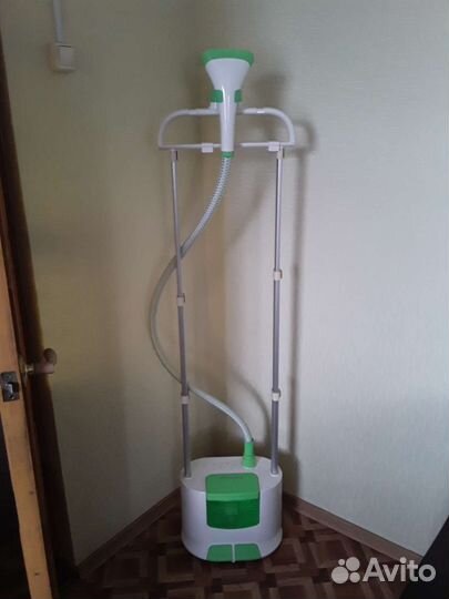 Отпариватель для одежды вертикальный