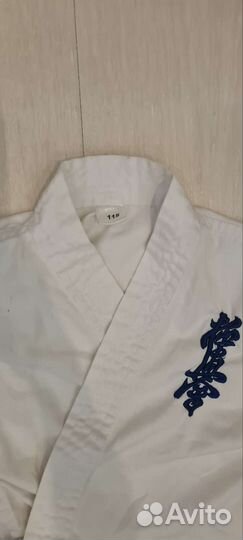 Кимоно (доги) карате киокушикай с шивроном