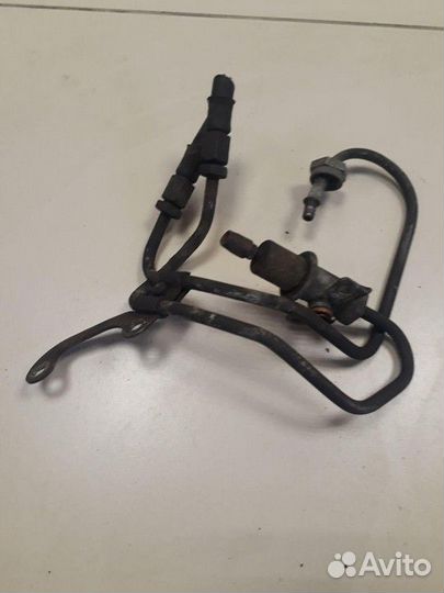 Датчик давления топлива (в рампе) LADA 2114