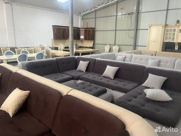 Большой п - образный диван Сафари