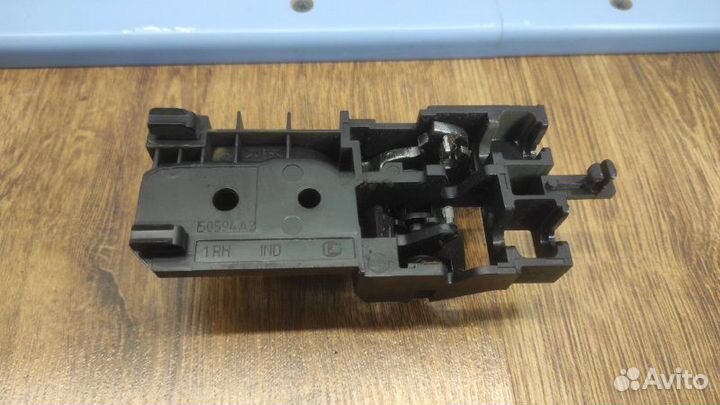 Ручка двери внутренняя задняя правая Toyota