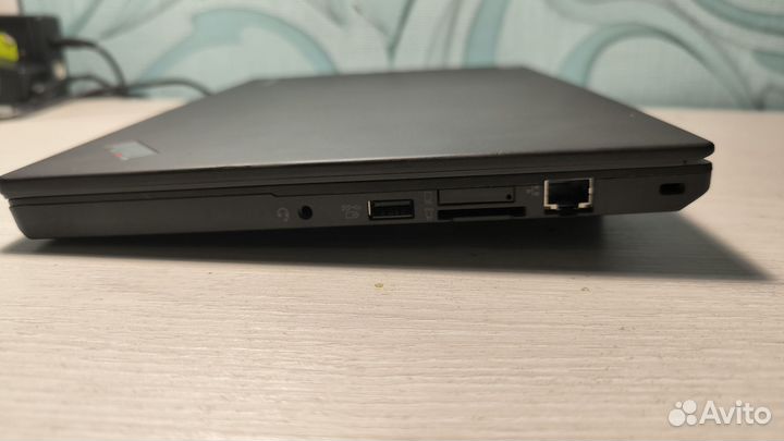 Thinkpad x240 i5 8gb 240gb 12.5