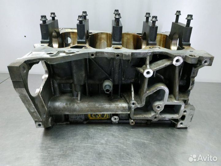 Блок цилиндров Nissan Qashqai+2 JJ10E MR20DE 2010