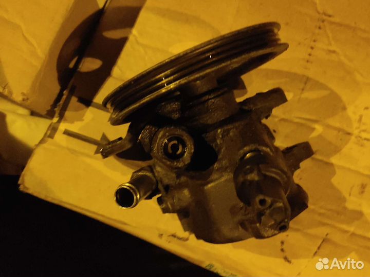 Насос гур toyota mark II