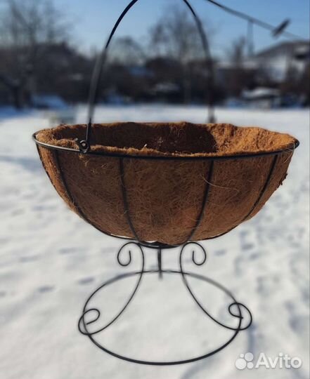 Корзина для цветов с коковитой большая