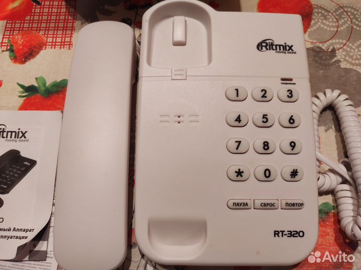 Телефон новый Ritmix RT-320