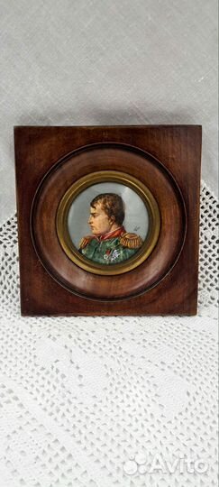 Миниатюра на кости Наполеон