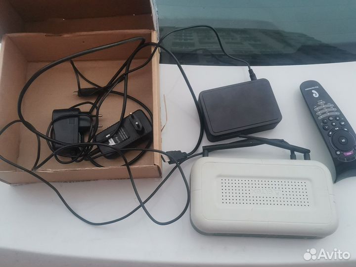 Tv приставка Ростелеком, роутер
