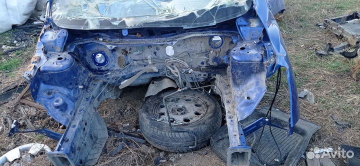 Кузов по частям Mazda Demio de