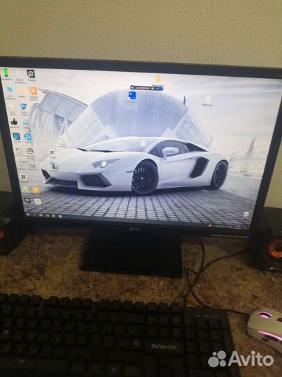 Монитор Acer 22 дюйма