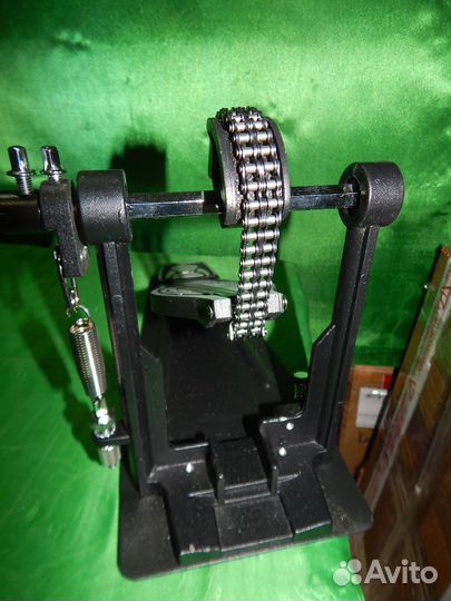 Двойная педаль-кардан для бас-бочки