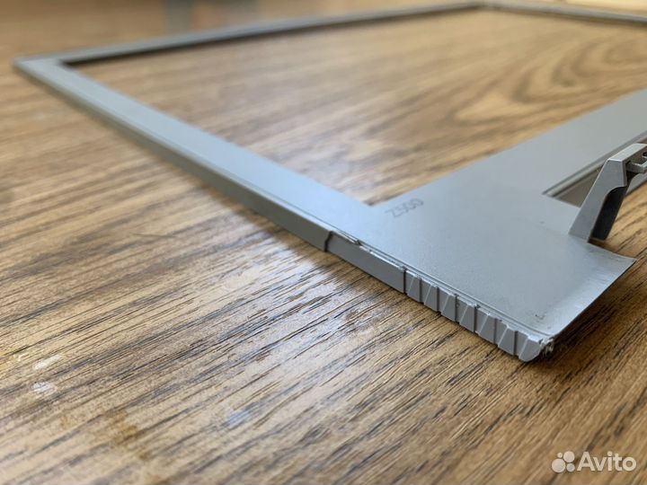 Рамка матрицы Lenovo Z500 оригинал б/у с дефетом