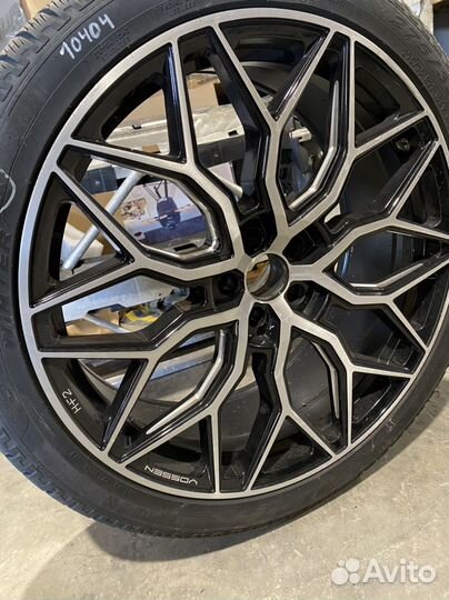 Диск Vossen HF2 R22 без резины