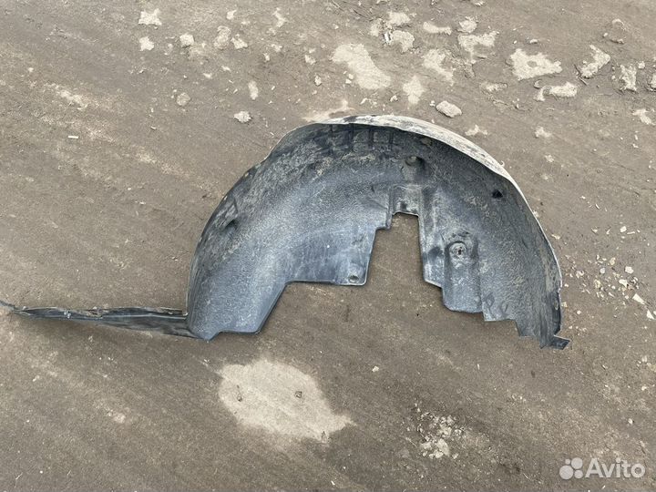 Подкрылок локер задний Citroen C-Elysee