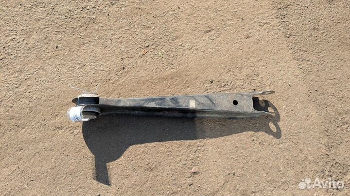 Рычаг подвески левый задний Chevrolet Traverse