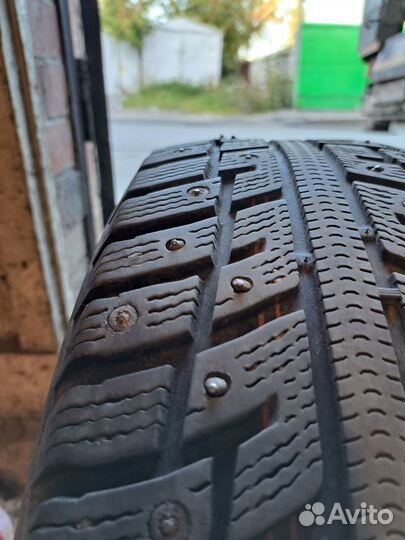 Kumho I'Zen KW22 205/60 R16 92T