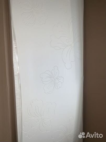 Дверь межкомнатная новая в упаковке