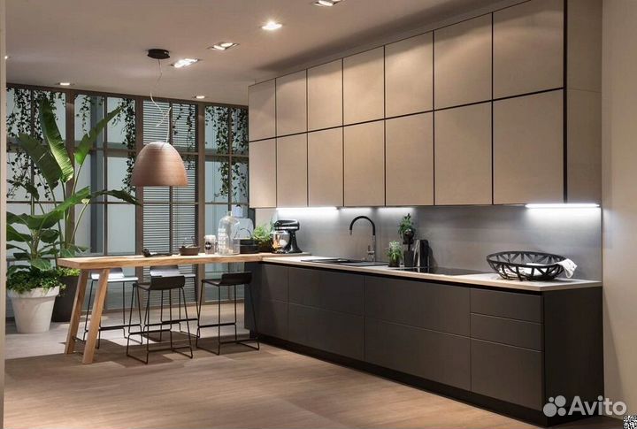 Кухня на заказ столешница в подарок