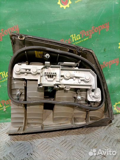 Фонарь задний правый Opel Vectra C седан 1.8 Z18XE