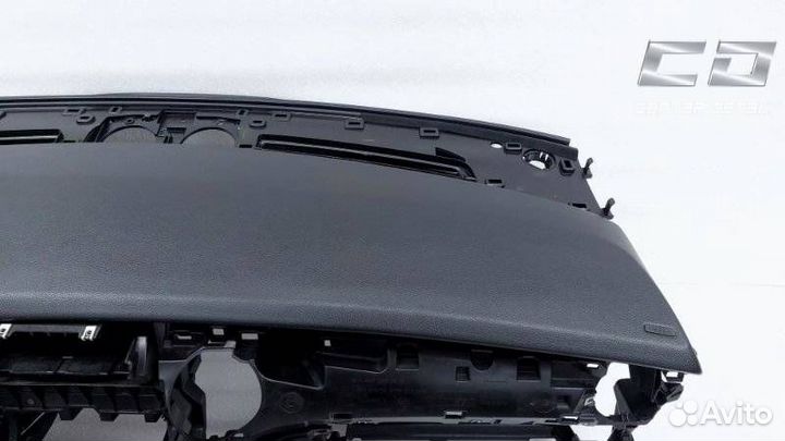 Панель передняя салона (торпедо) Mercedes-Benz