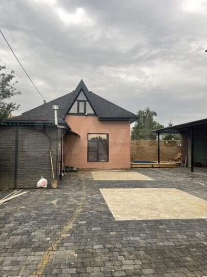 Дом 350 м² на участке 6 сот.