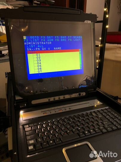 KVM консоль с переключателем aten CL5708M / CL5708