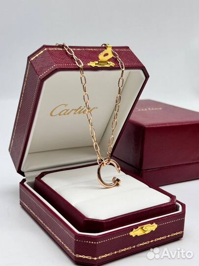 Золотой кулон Cartier