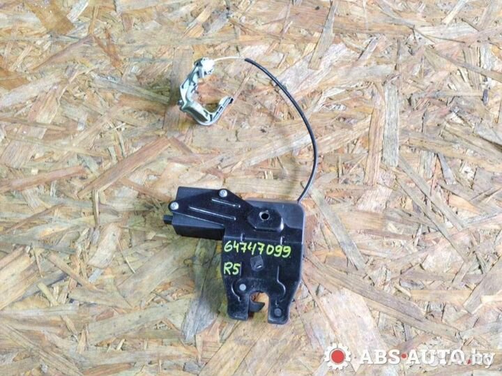 Замок багажника BMW 7 E65/E66/E67 2004