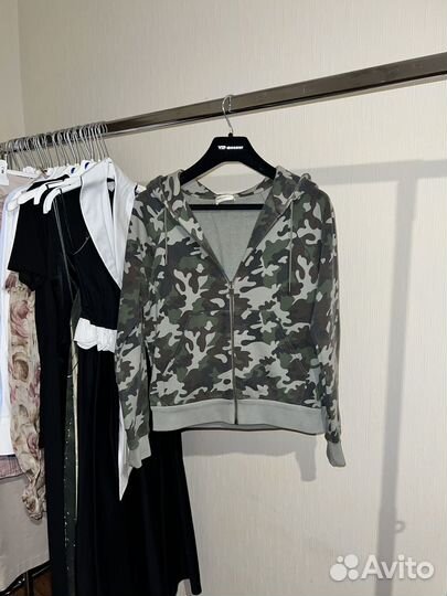 Худи Saint Laurent