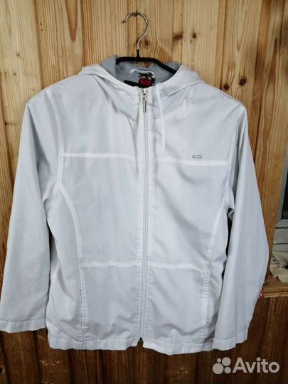 Ветровка женская