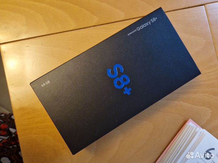Коробка от телефона Samsung galaxy s8+