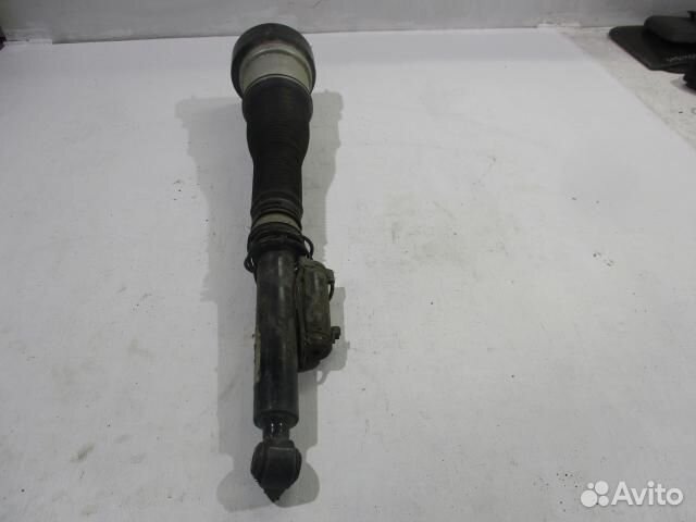 Пневмоамортизатор задний правый