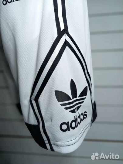 Шорты adidas
