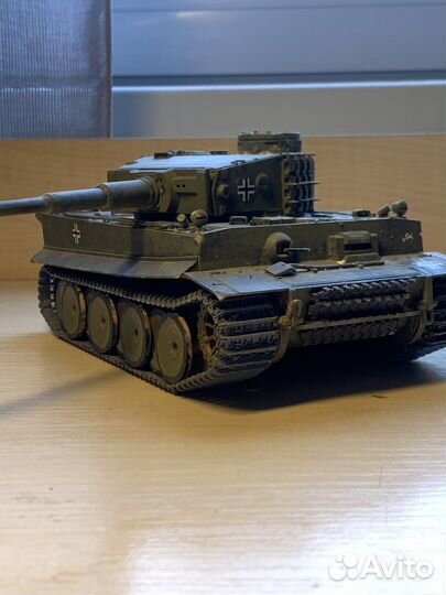 Сборная подель танка Tiger zvezda 1/35