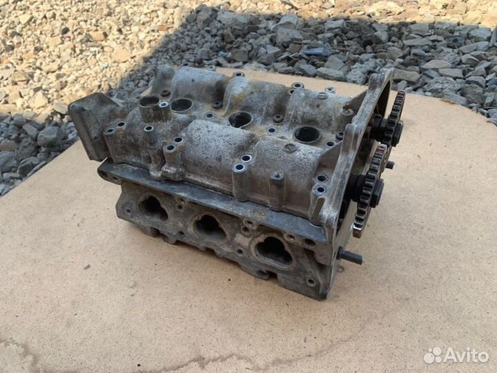 Головка блока цилиндров Skoda Fabia 5J5 CGP 2012