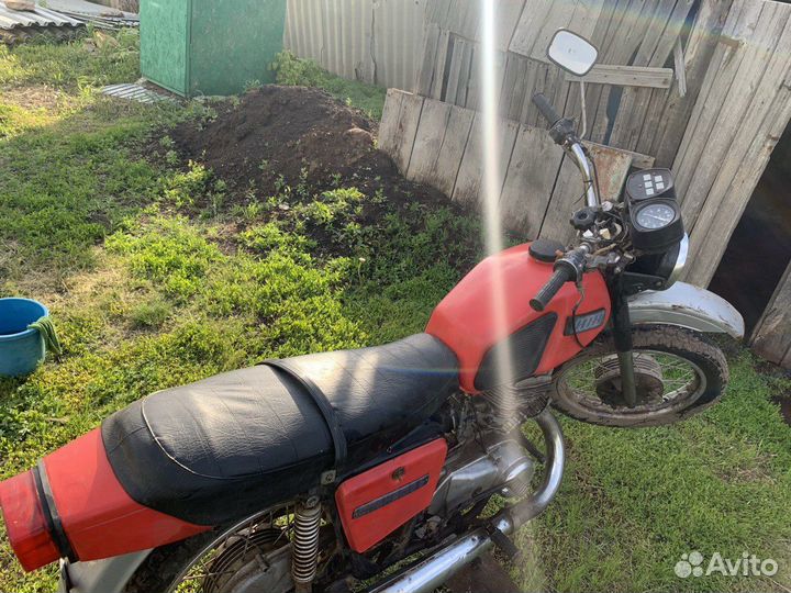 Продается мотоцикл Иж планета 5