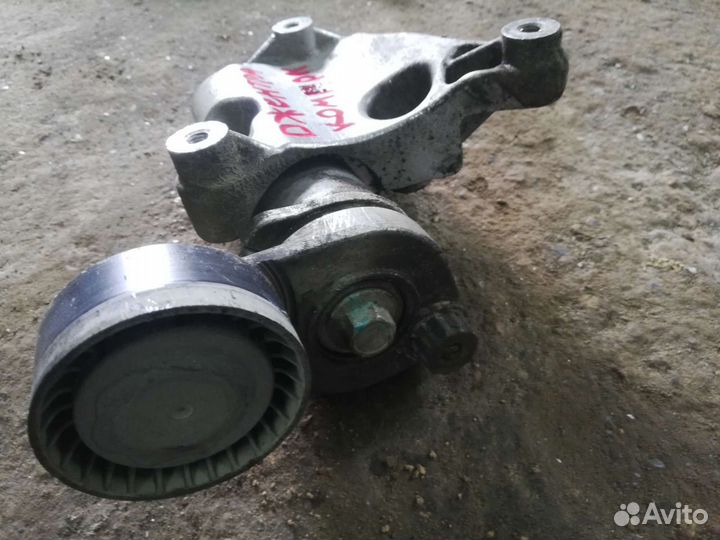 Кронштейн компрессора Шеврол кобальт Джентра