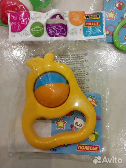 Игрушки погремушки