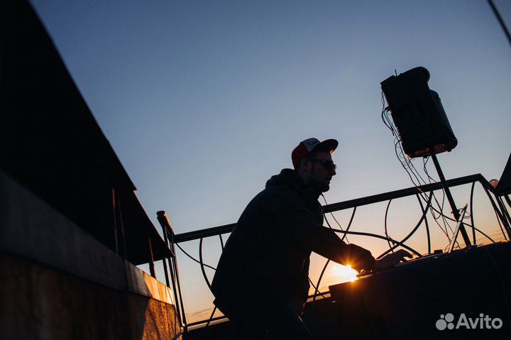 Диджей на мероприятие