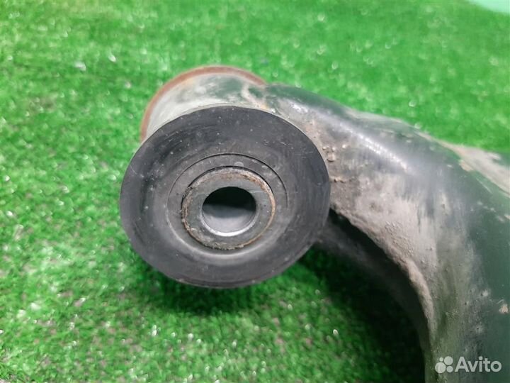 Рычаг передний правый нижний Nissan Murano Z50 20