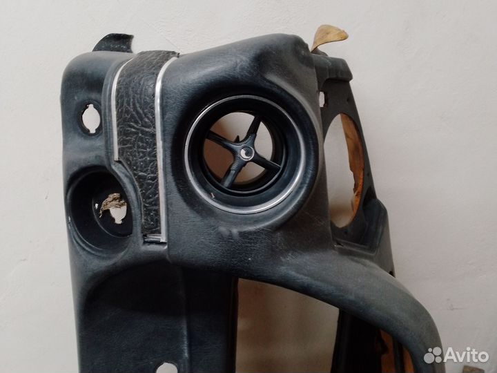 Панель, торпеда Mercedes Benz W123