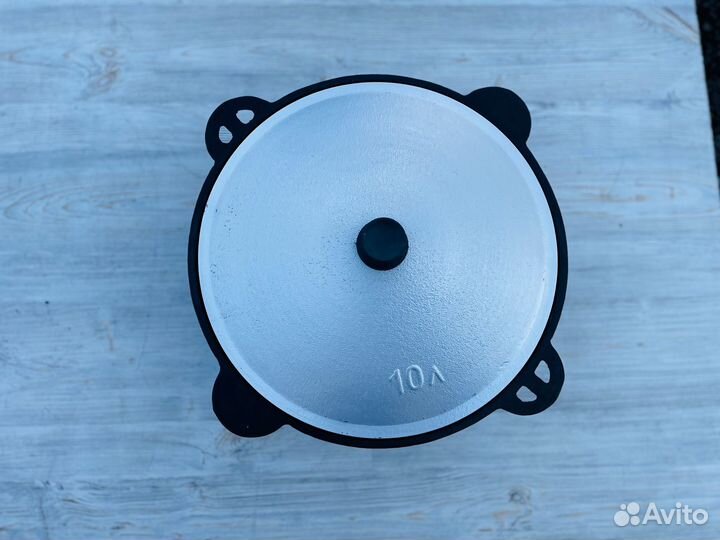 Чугунный казан 10 литров Vip обожжённый с крышкой