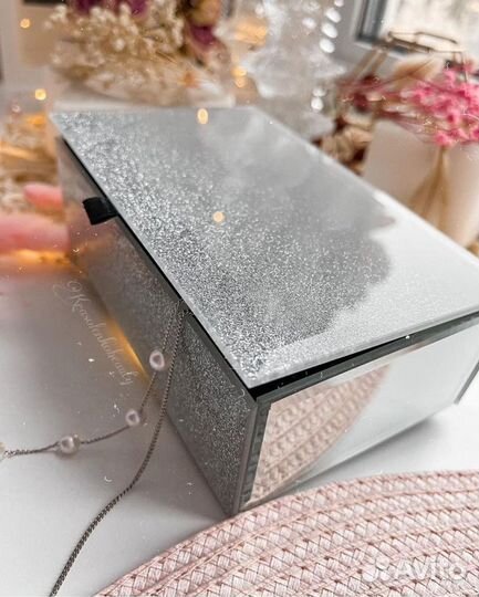 Шкатулка для украшений стеклянная новая