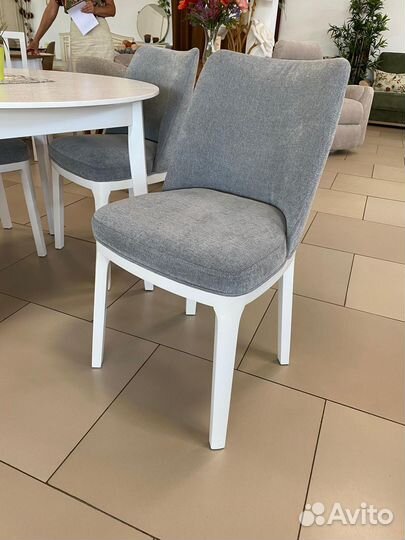 Обеденная группа стол стулья