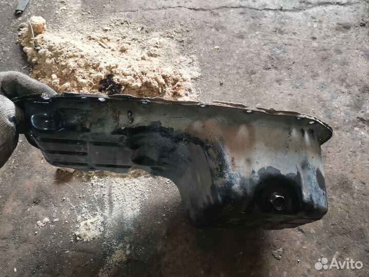 Масляный картер (поддон) Lancer 9 1.6 4g18