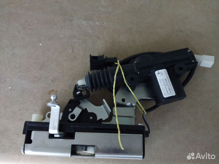 Замок двери 2123 внутренний задний правый