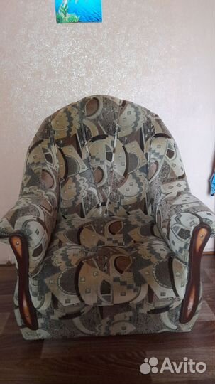 Продам кресло бу