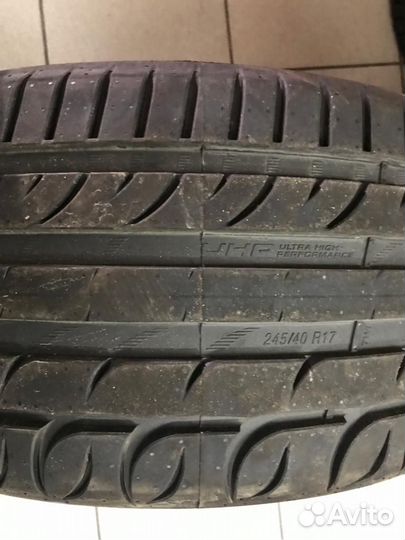 Tigar UHP Ultra High Performance 245/40 R17 95W